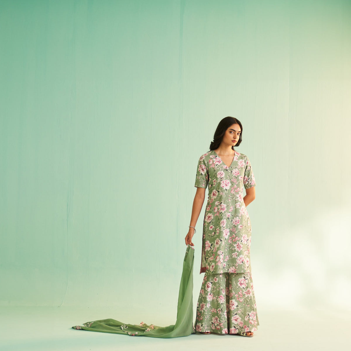 tarik ediz green dress Nazaqat Sap Green Sharara Set – Shetab Kazmi Design Studio